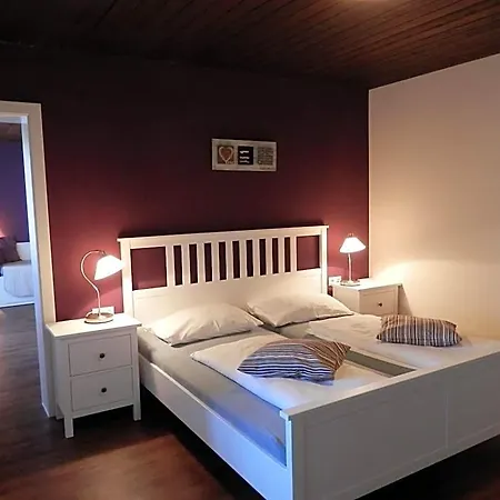 Hotel Dahoam By Sarina - &